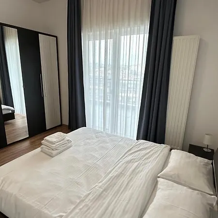 Rbc With Terrace And Parking Apartment